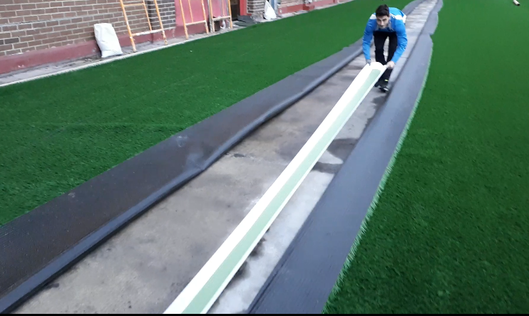 Instalación de césped artificial