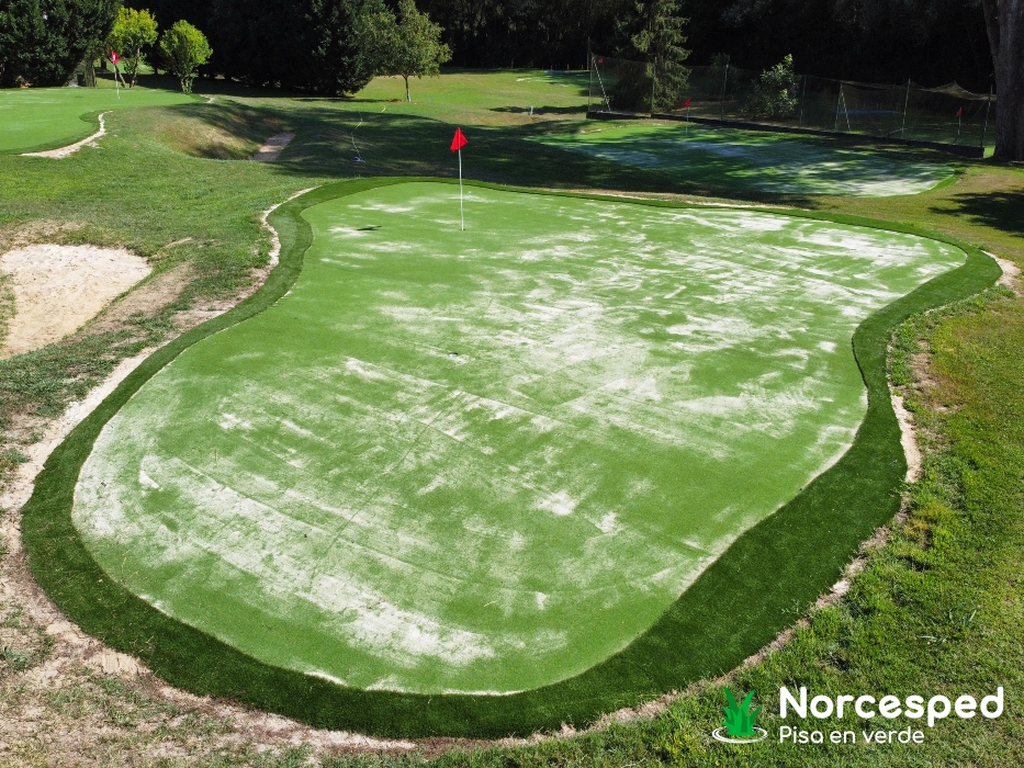 Césped artificial en Club de Golf Martiartu